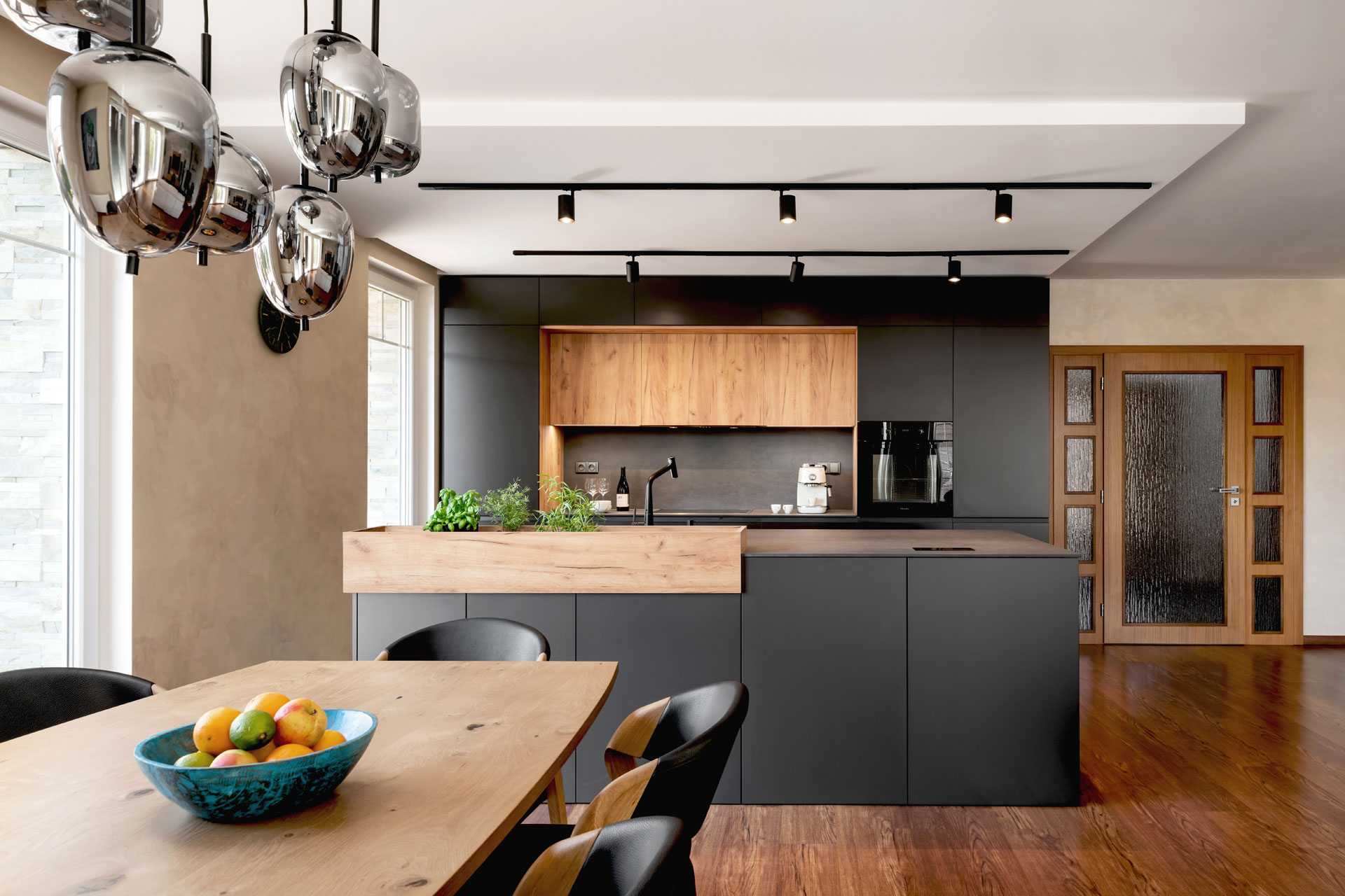 Hanák Furniture Realization of a modern kitchen SIMPLE