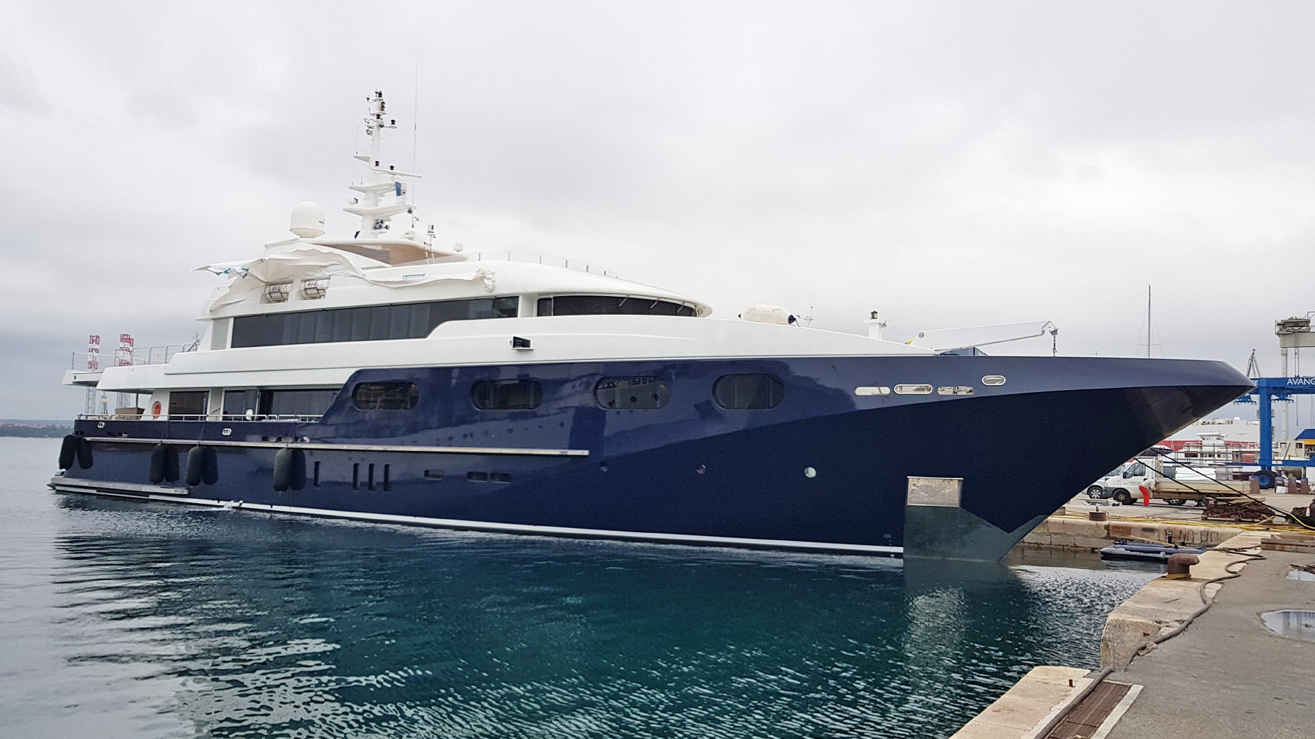 Hanák Meubles Yacht de luxe