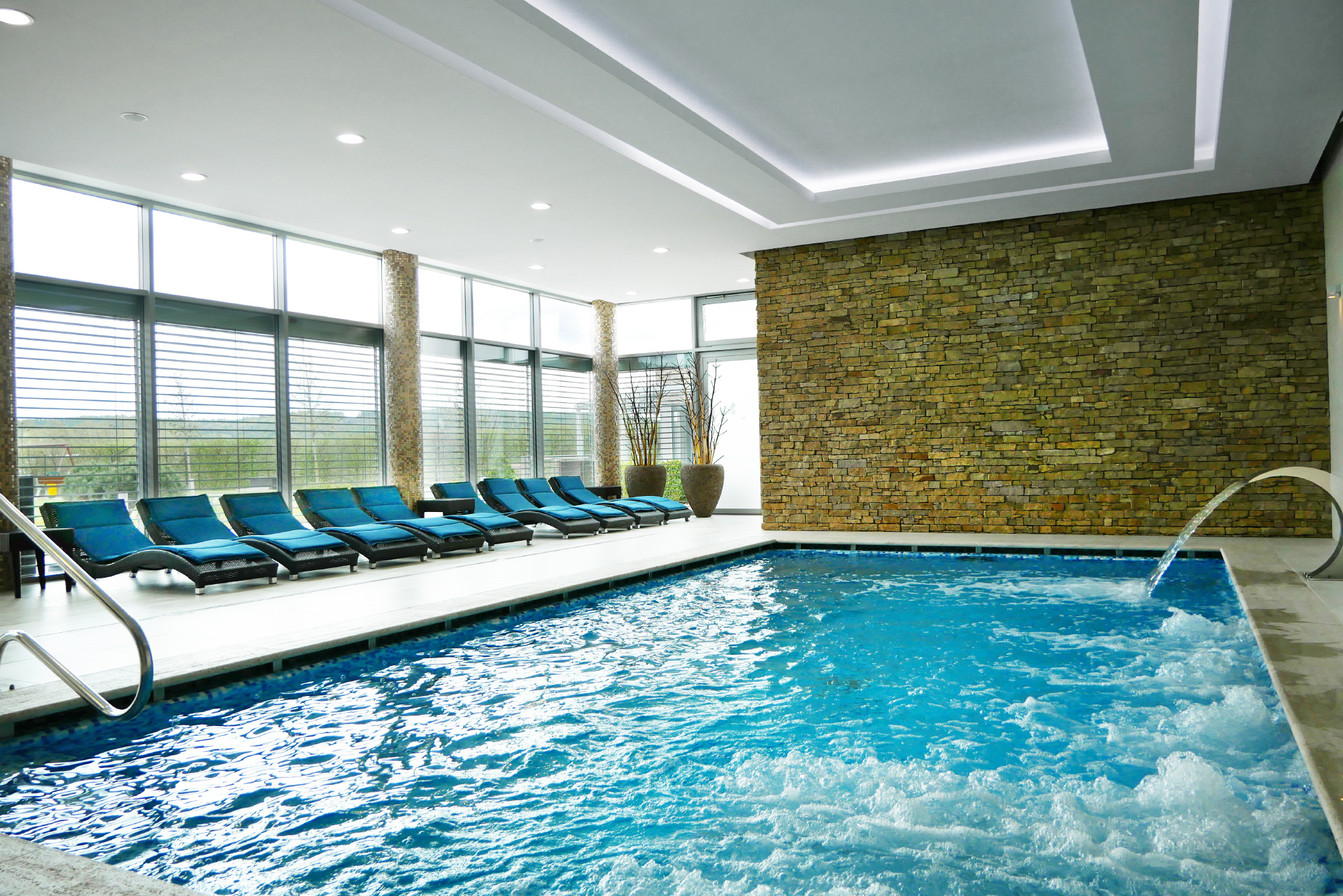 HANÁK furniture for wellness & medical centre swimming pool