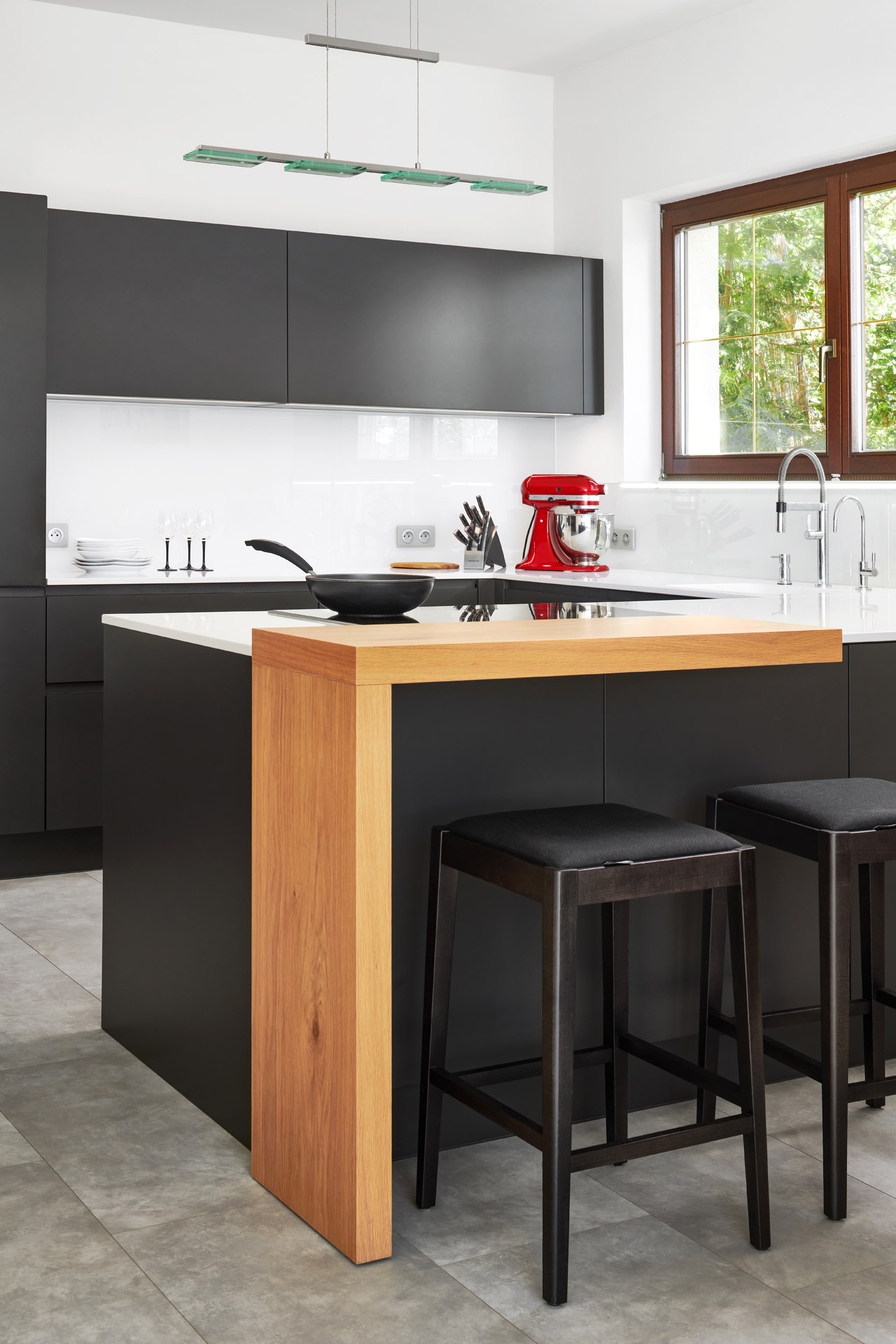 Hanák furniture Modern kitchen SIMPLE Lacquer titanium