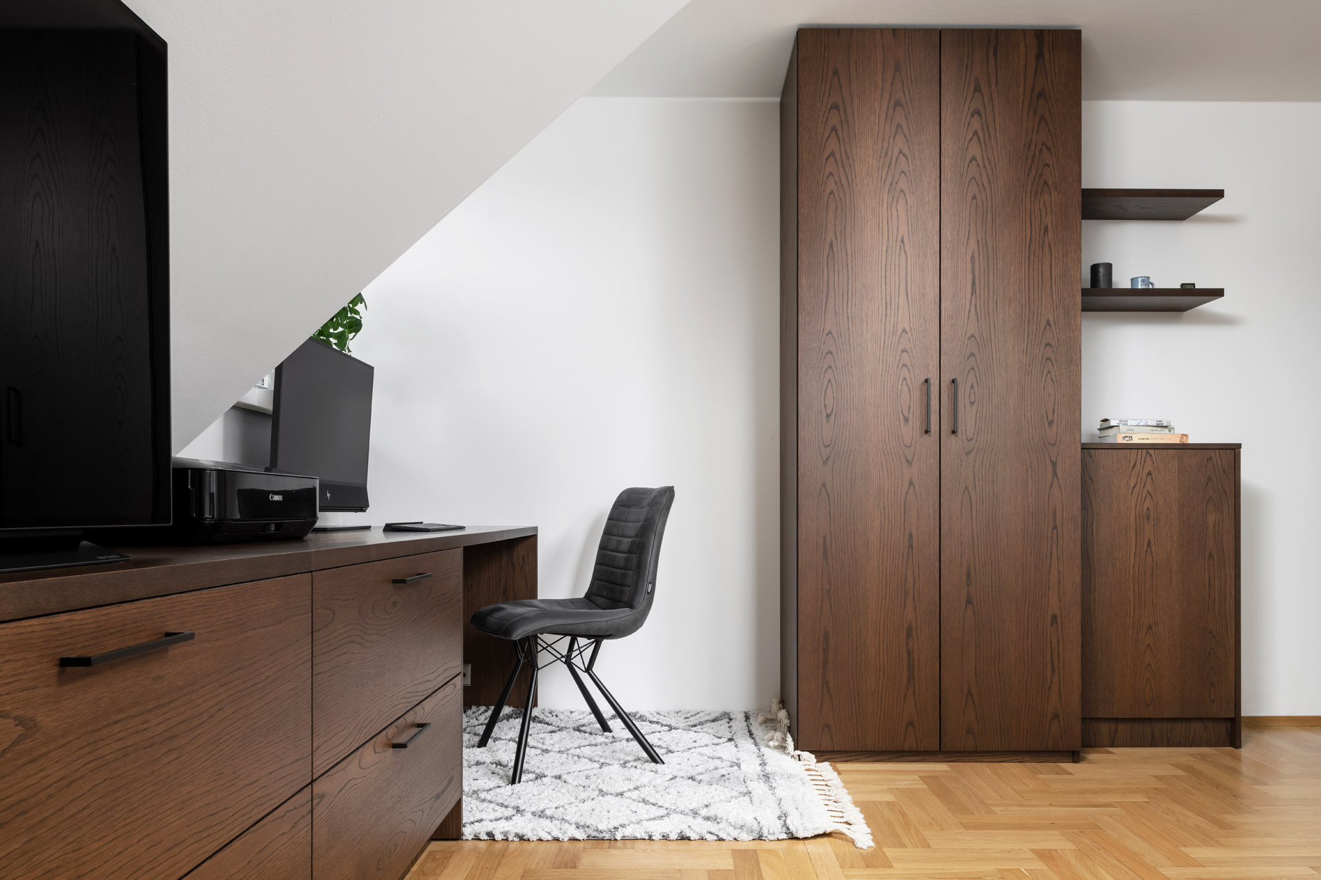 Hanák Furniture Realization of wardrobe and closet