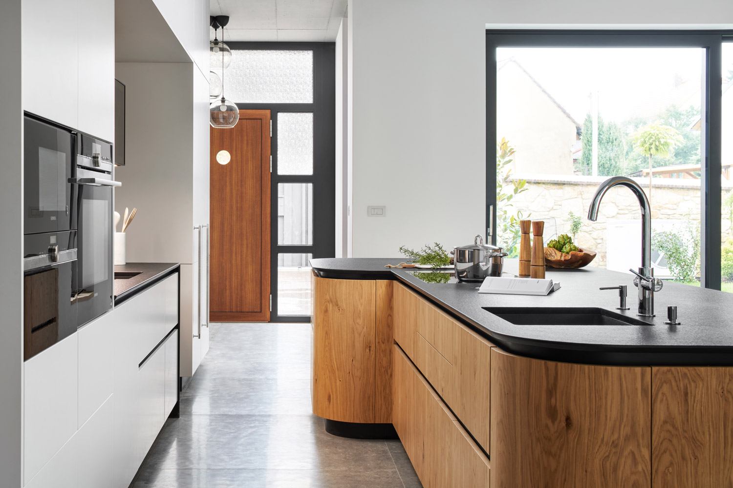 Hanák Reference Kitchen Veneer White varnish