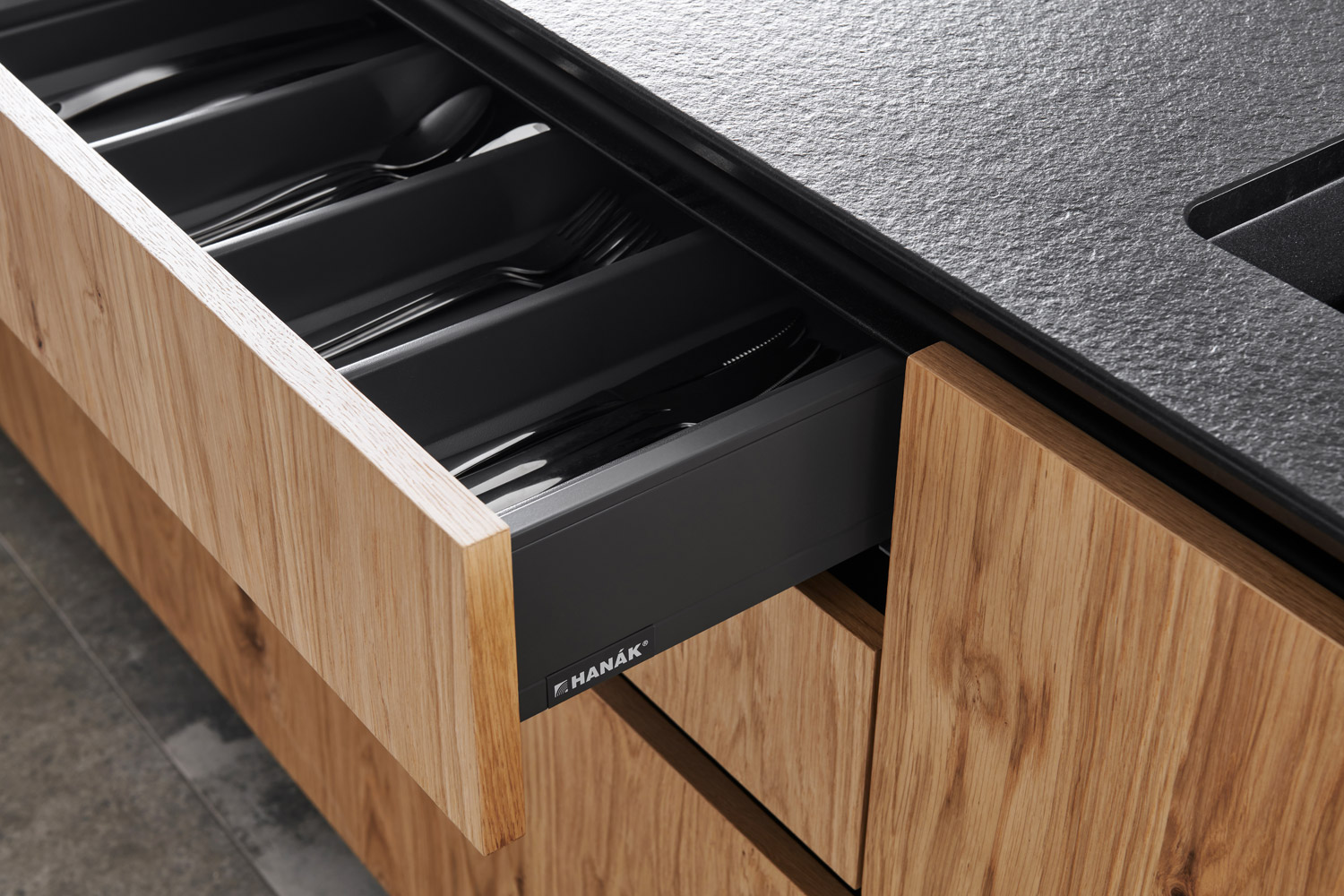 Hanák Reference Kitchen Veneer Drawer