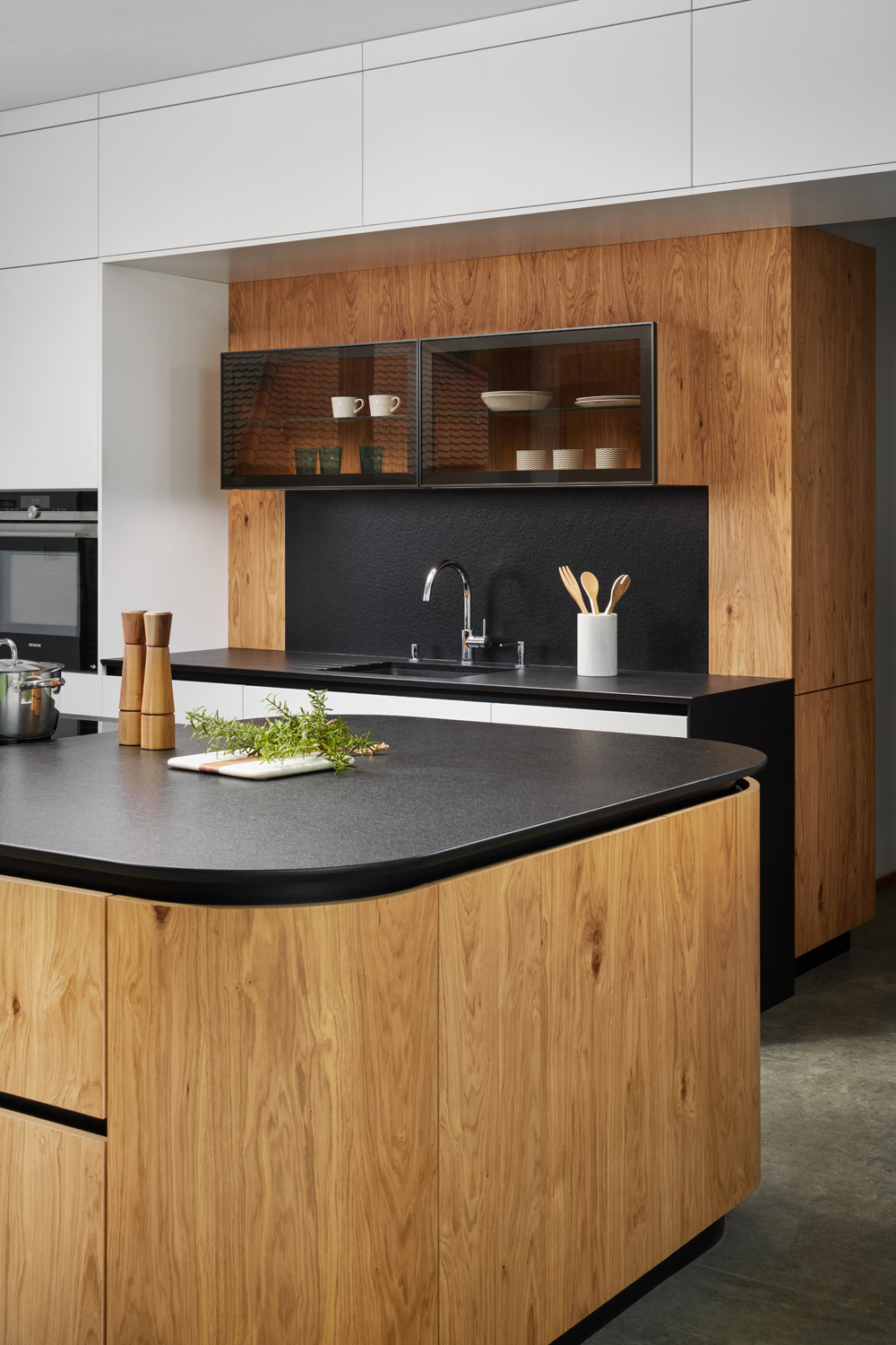 Hanák Reference Kitchen Veneer
