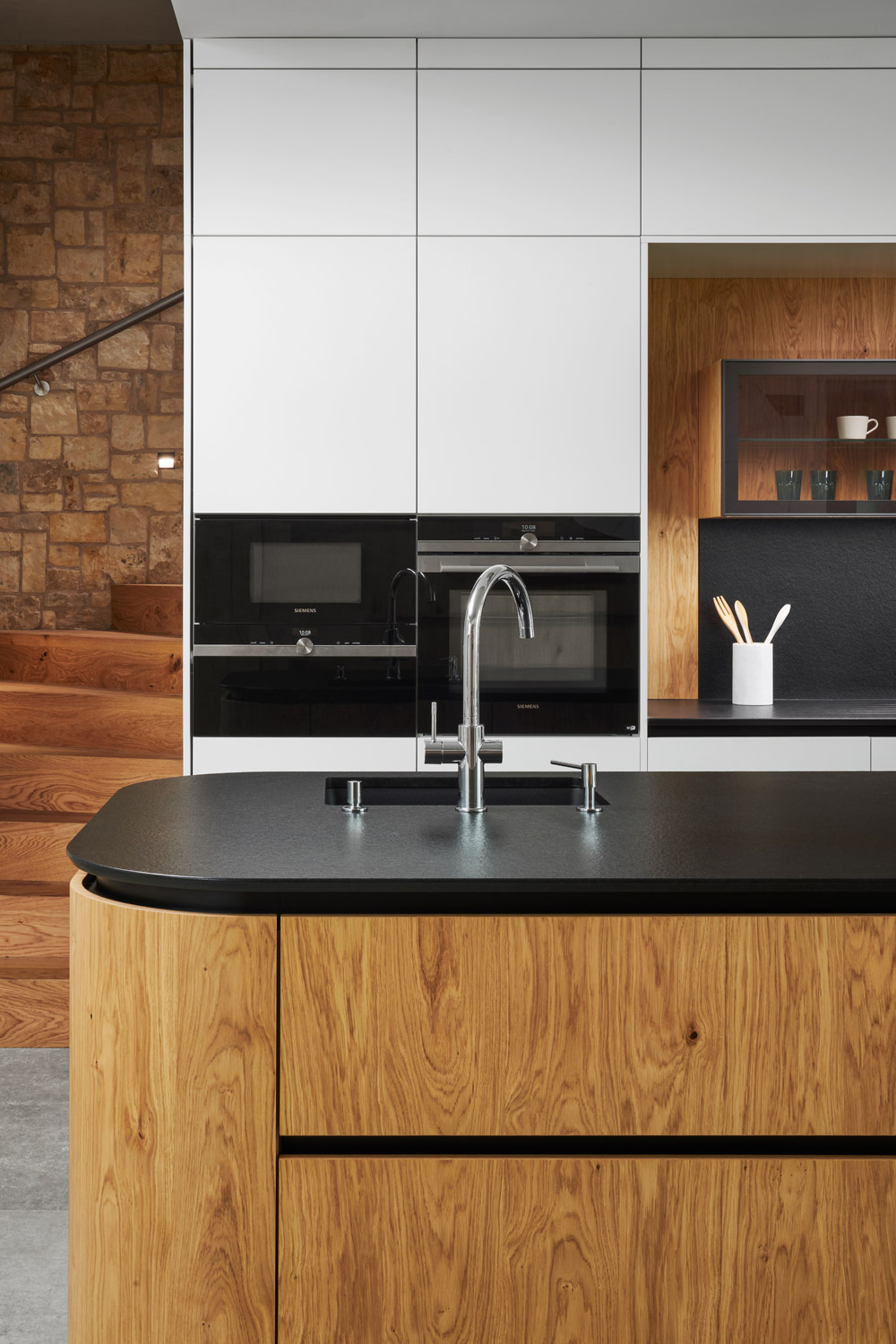 Hanák Reference Kitchen Veneer