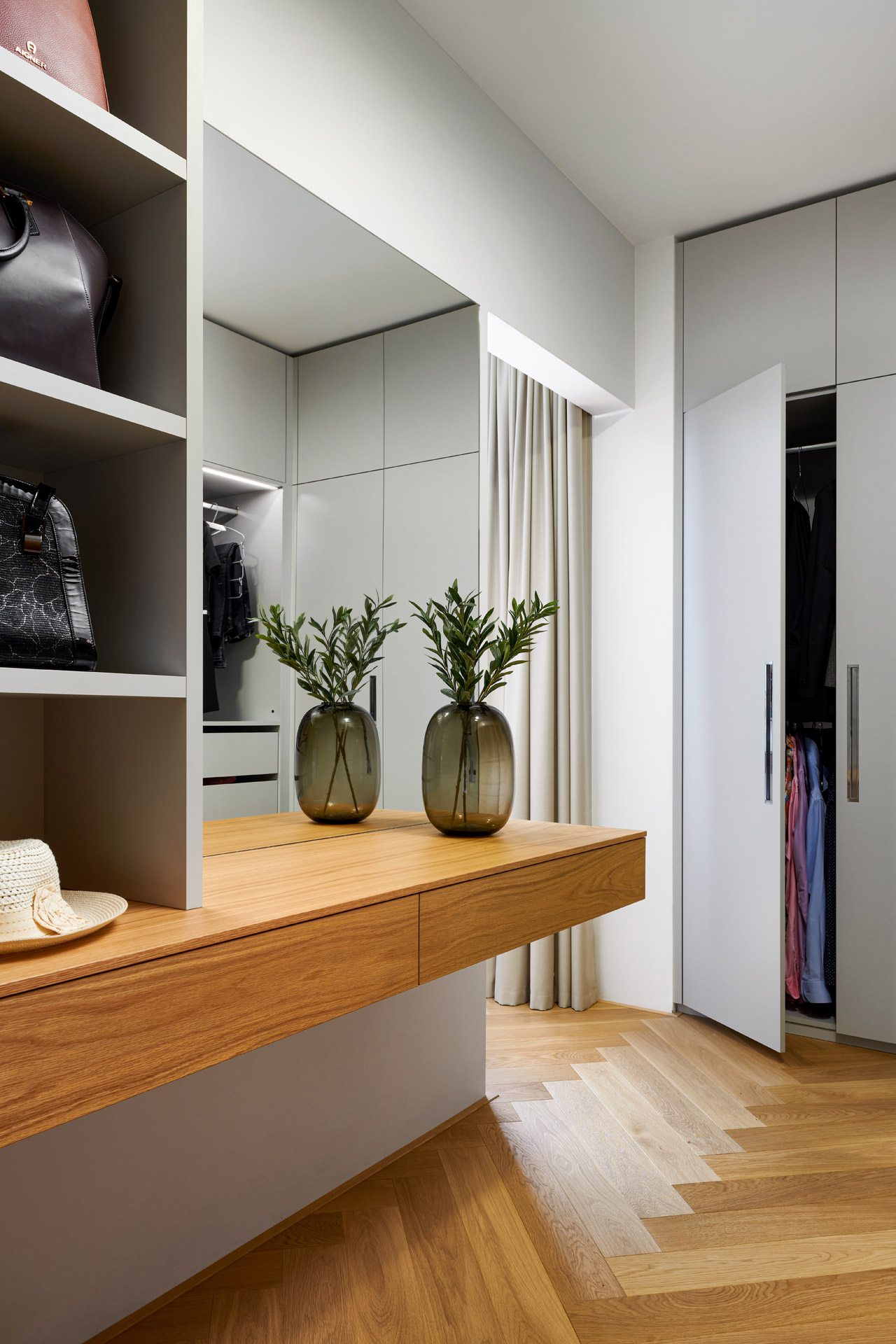 Hanák furniture Complete interior Wardrobe