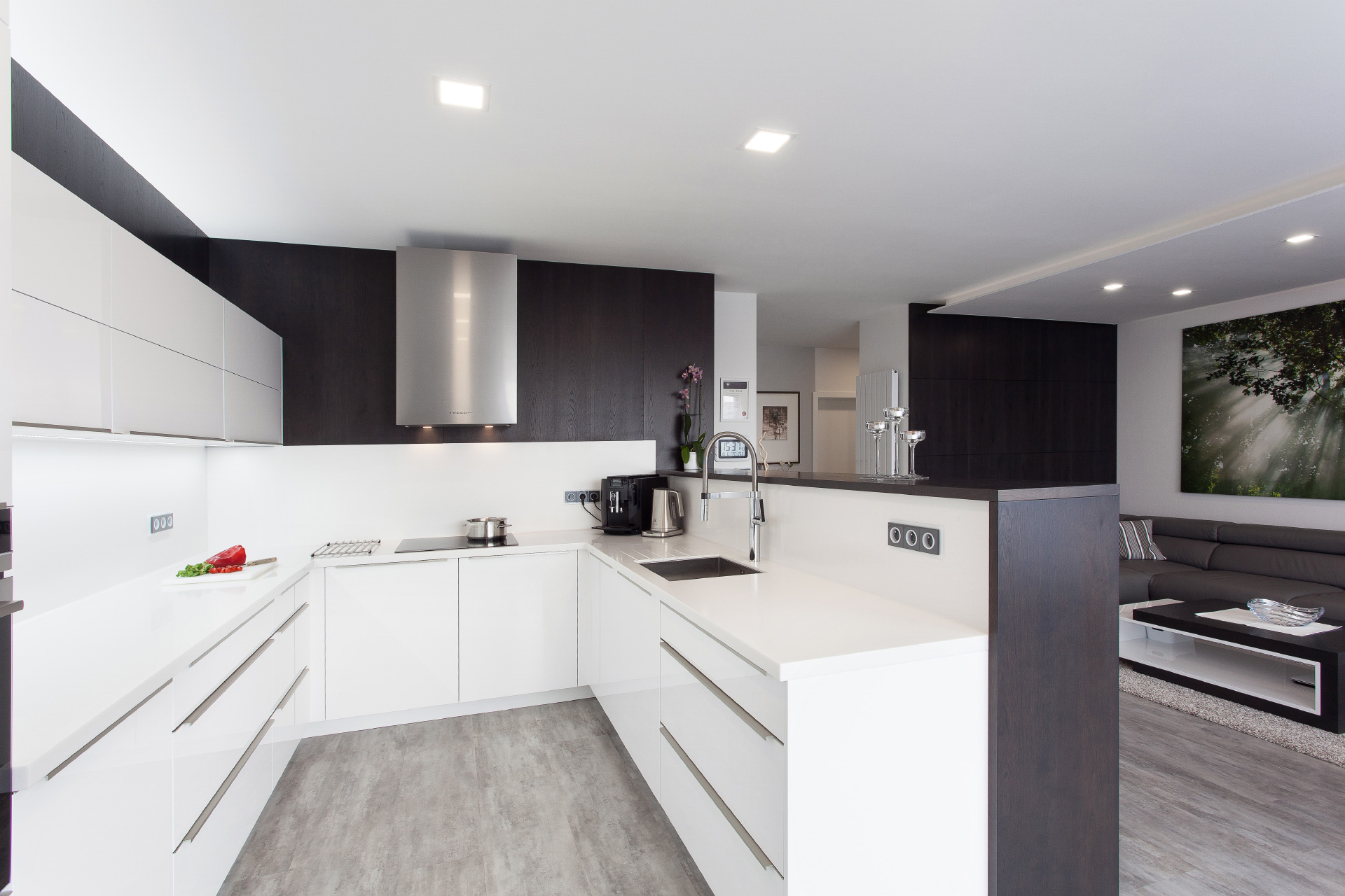 Hanák nábytek Reference COMFORT white kitchen