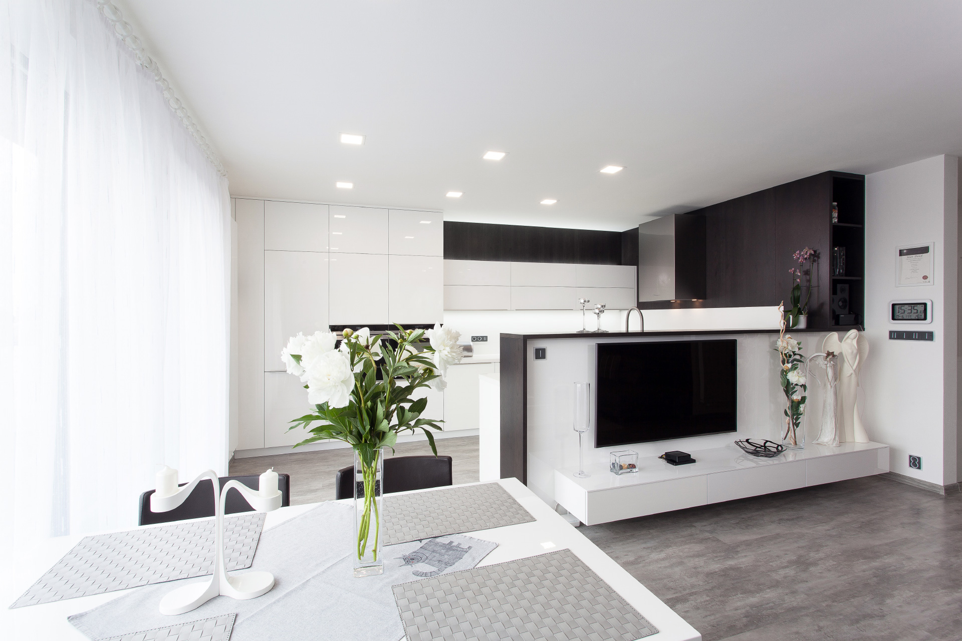 Hanák nábytek Reference COMFORT white kitchen