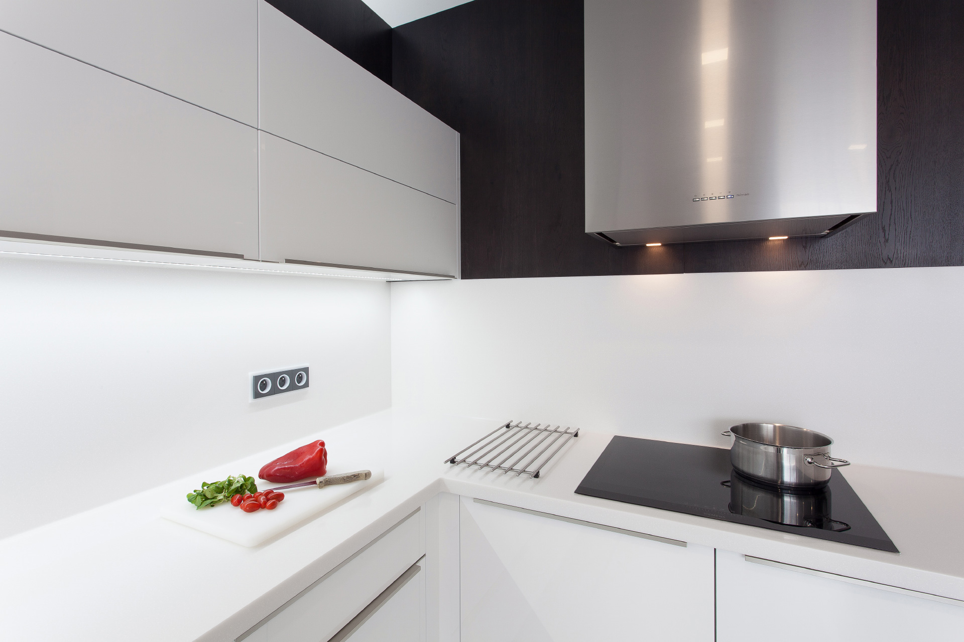 Hanák nábytek Reference COMFORT white kitchen