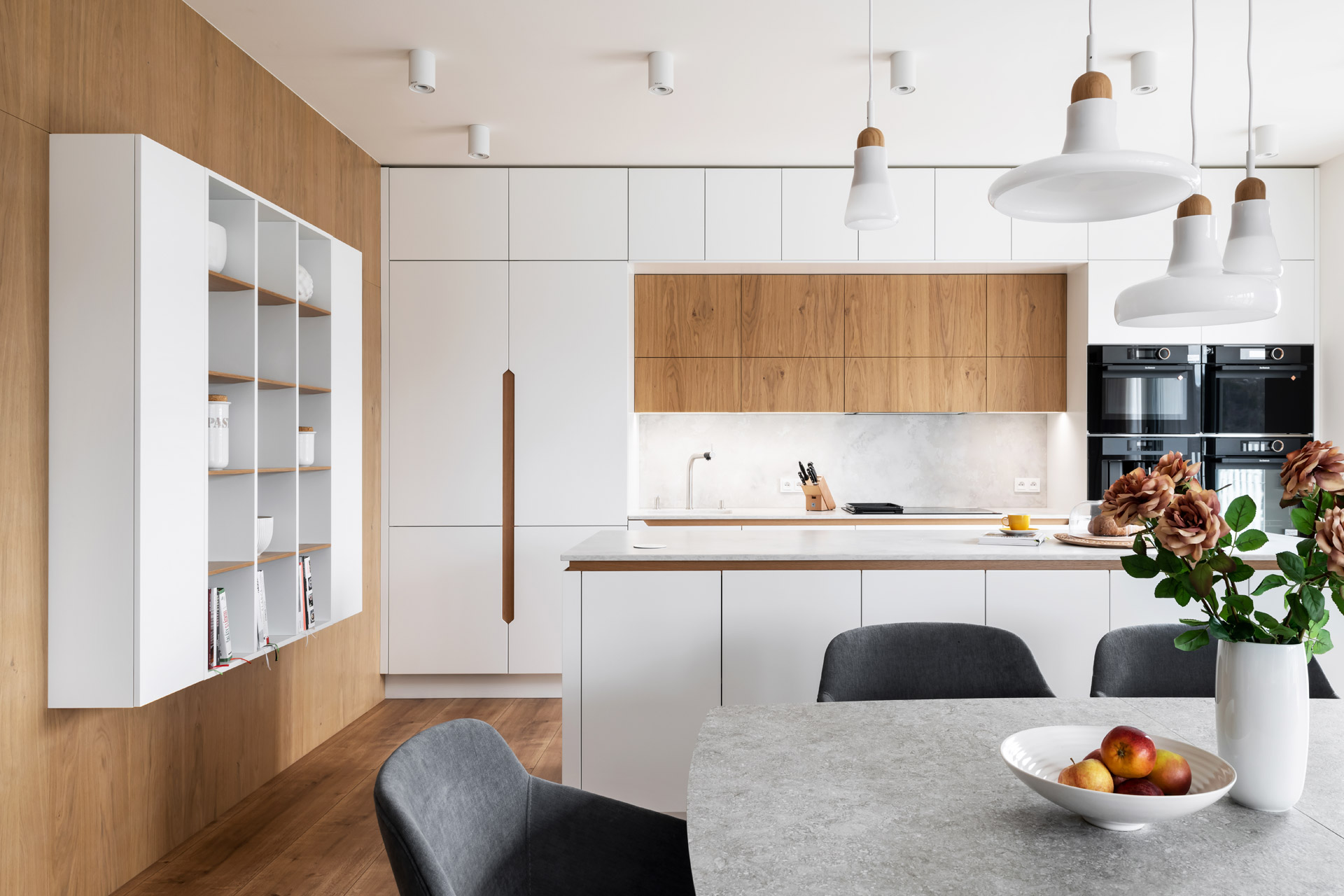 Hanák Furniture, Réalisation de la cuisine