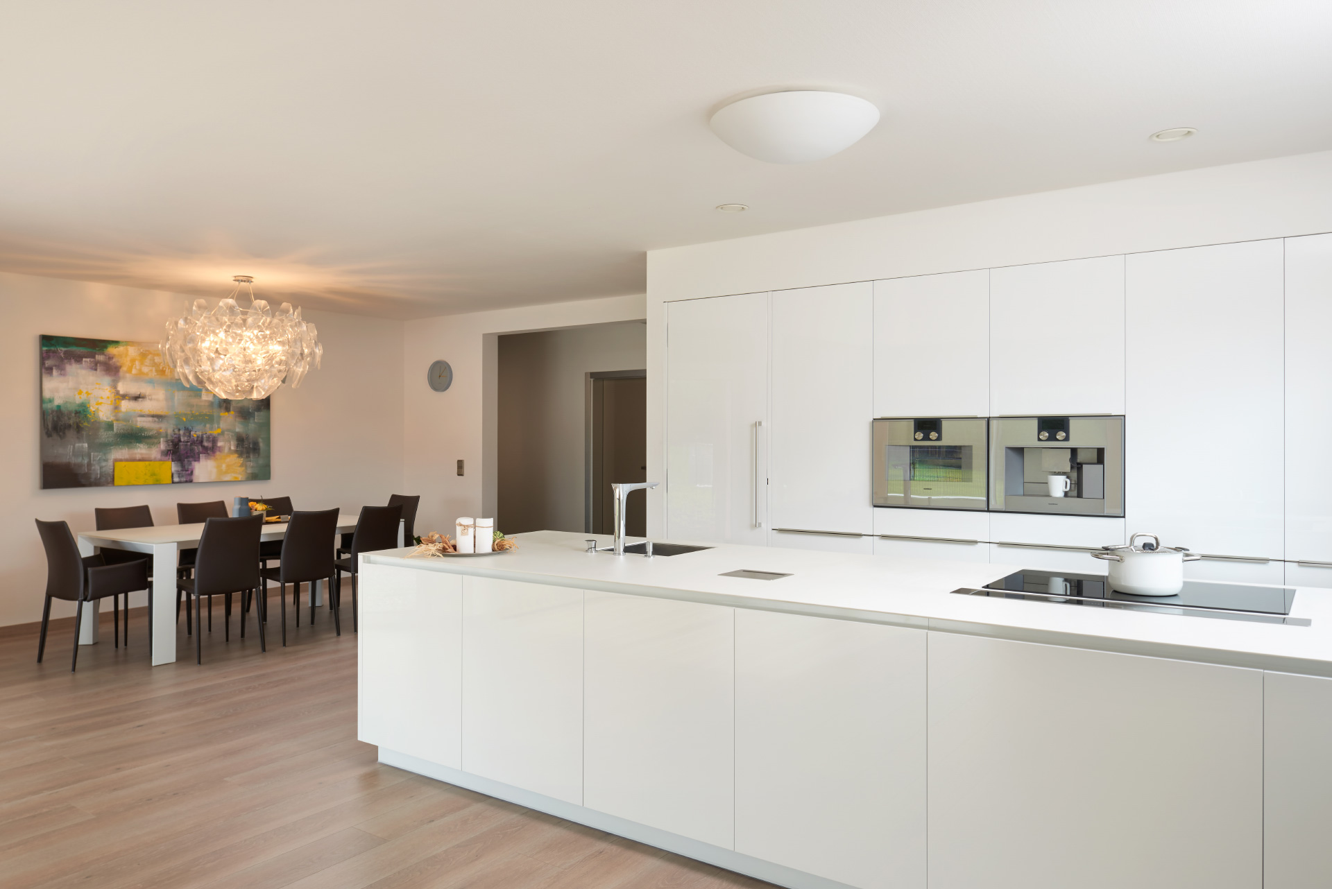 Hanák nábytek COMFORT / ELITE kitchen in white glossy varnish