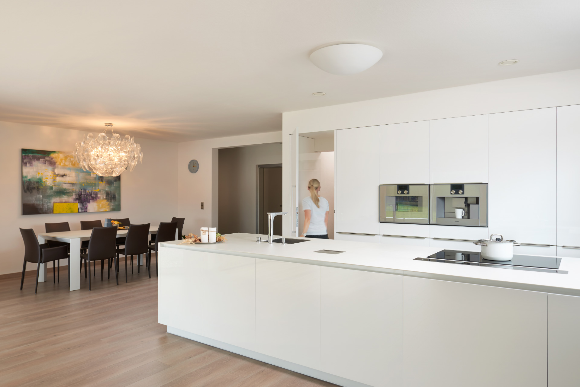 Hanák nábytek COMFORT / ELITE kitchen in white glossy varnish