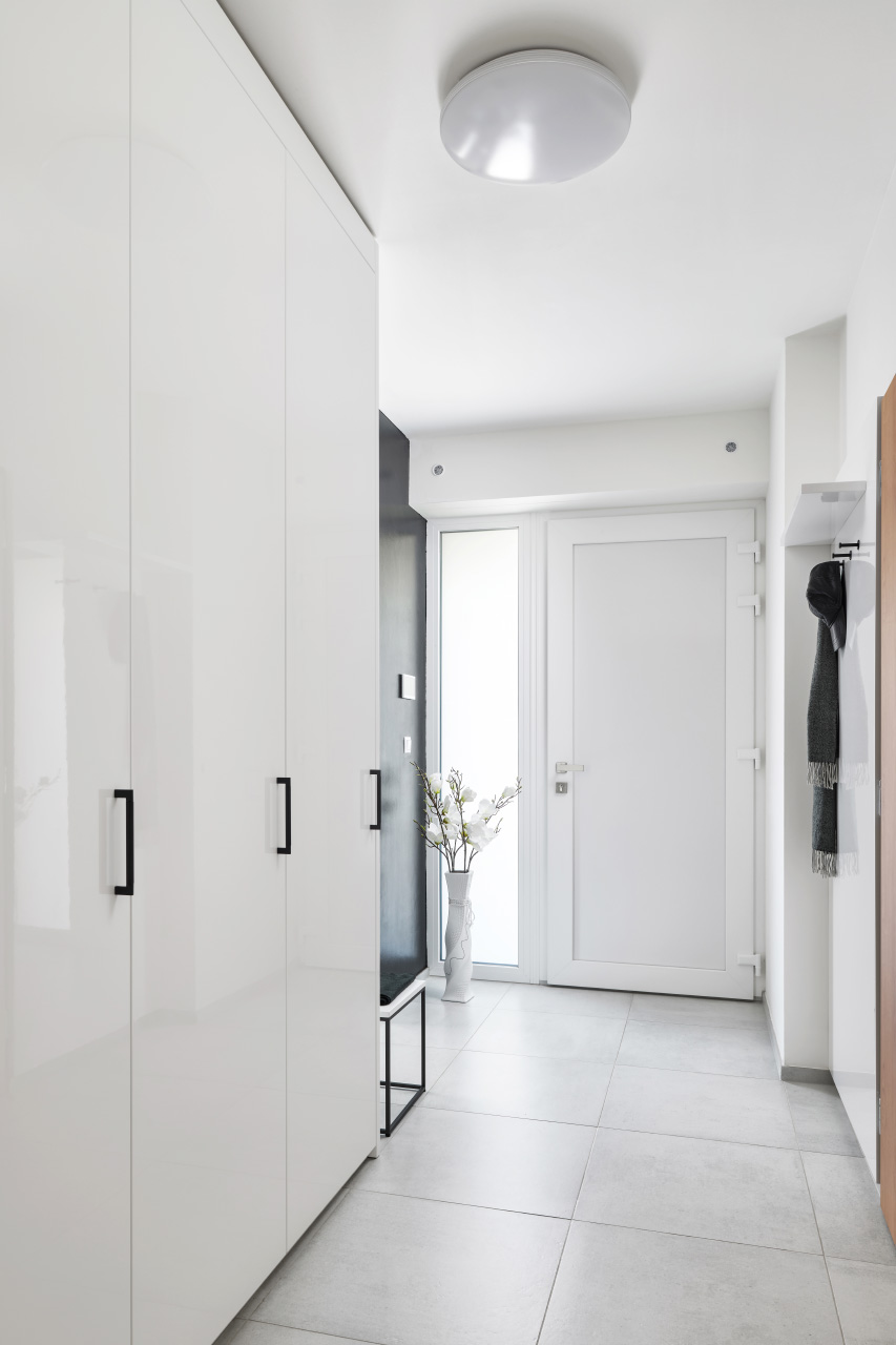 Hanák interior White-and-black Hall Wardrobe