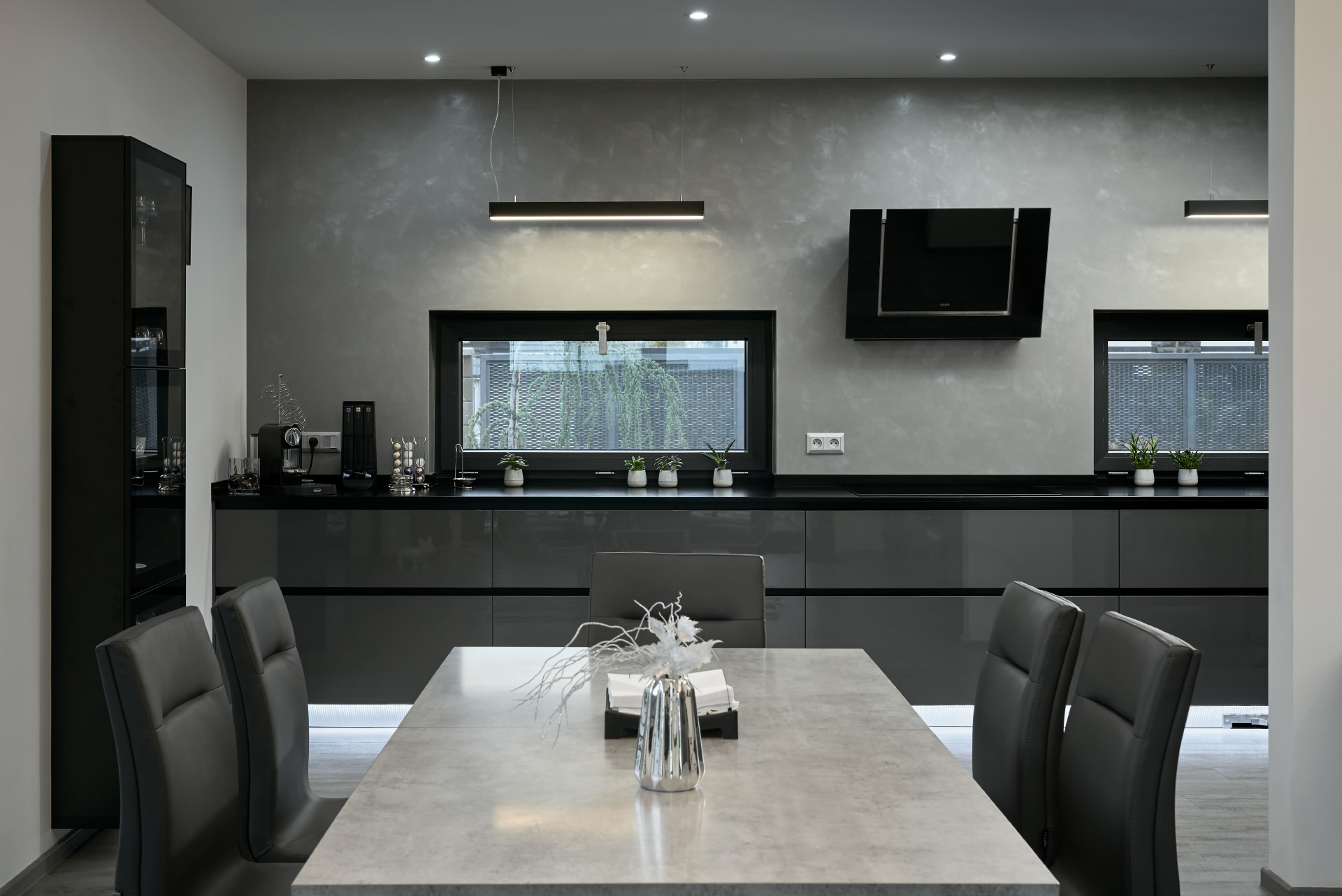 Hanák nábytek Reference Gray kitchen