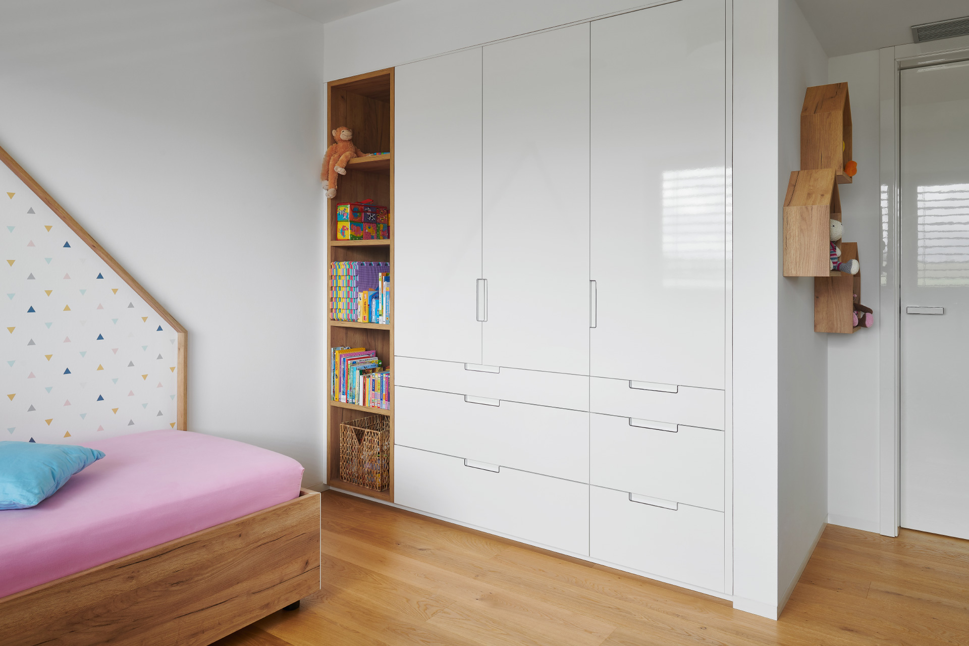 Meubles Hanák Une chambre pour les filles