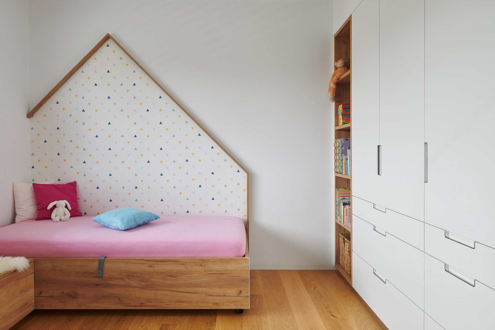 Meubles Hanák Une chambre pour les filles