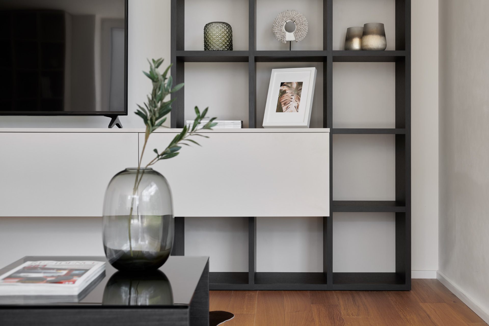 Hanák nábytek Bookcase