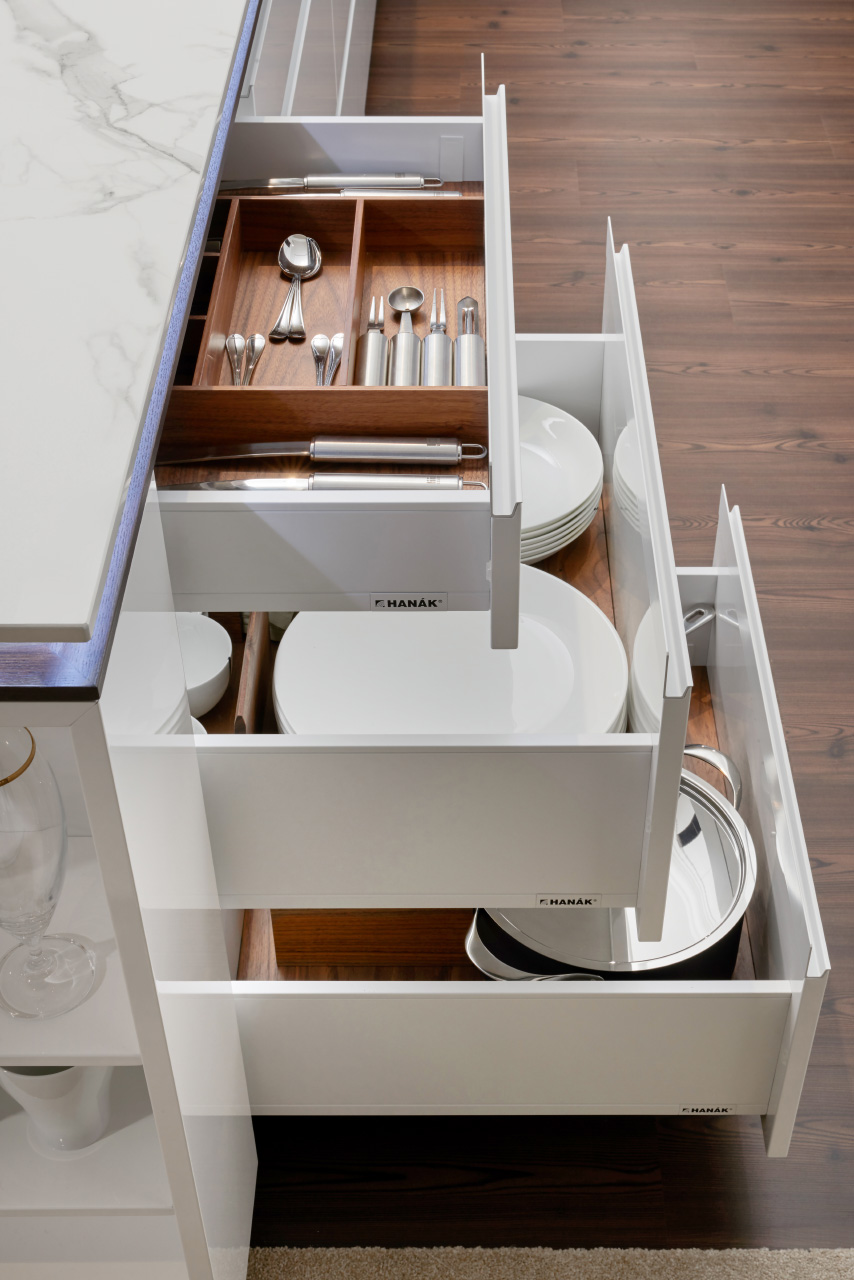 White HANÁK kitchen Drawers