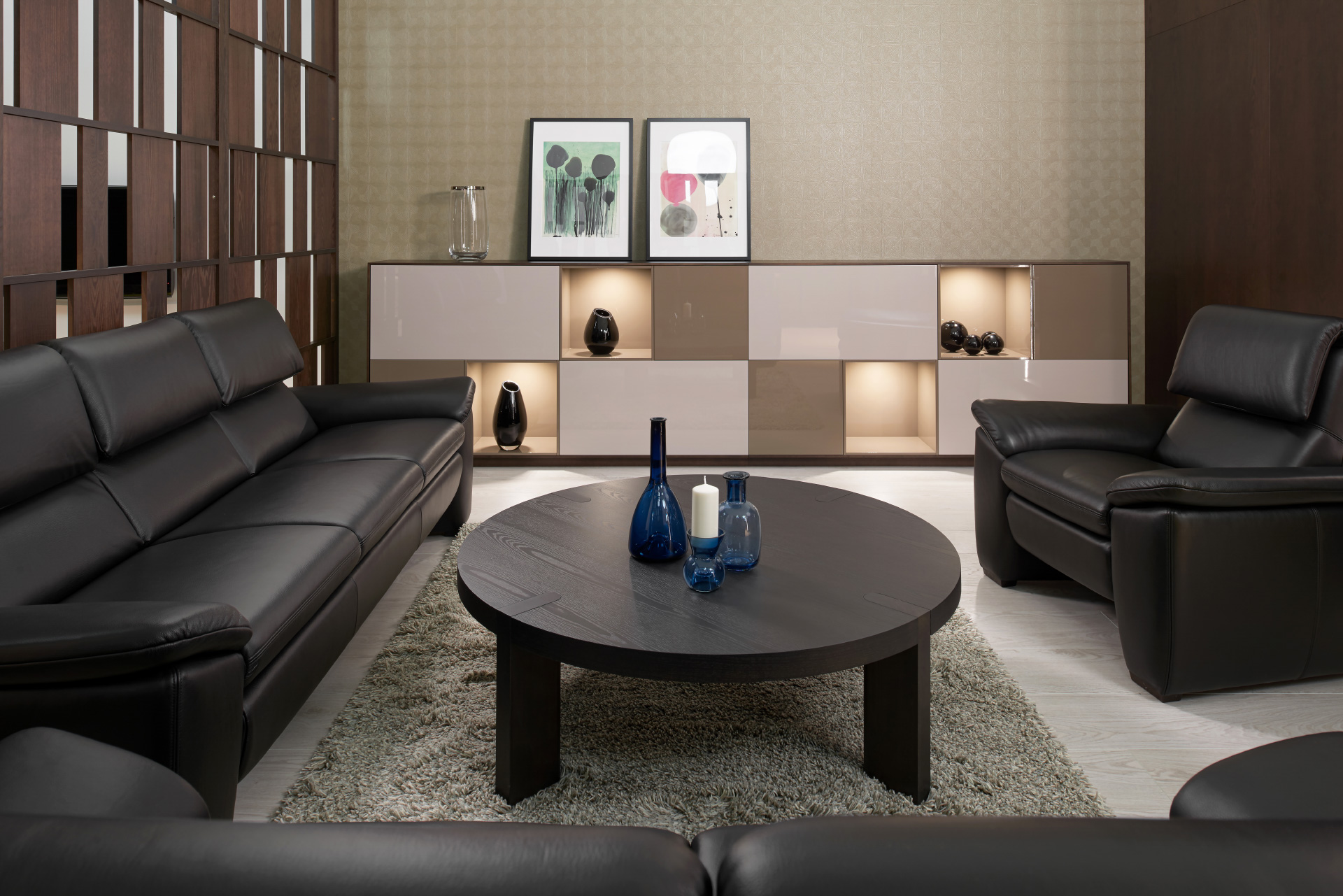 Hanák nábytek Living room Dark veneer