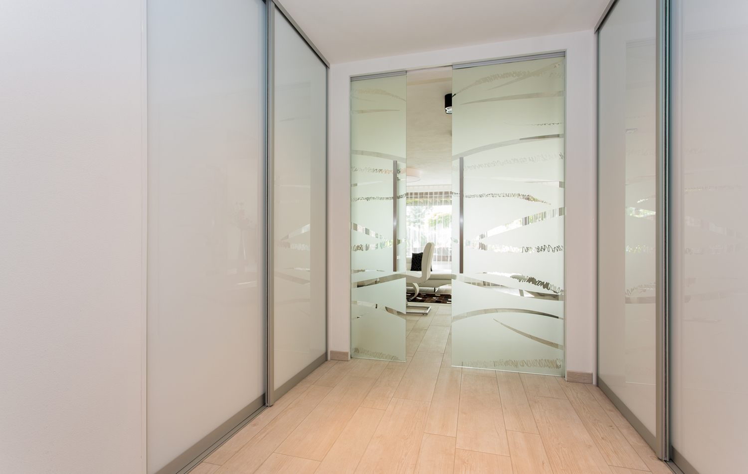 hanak_centrum_realizace_satni_skrine