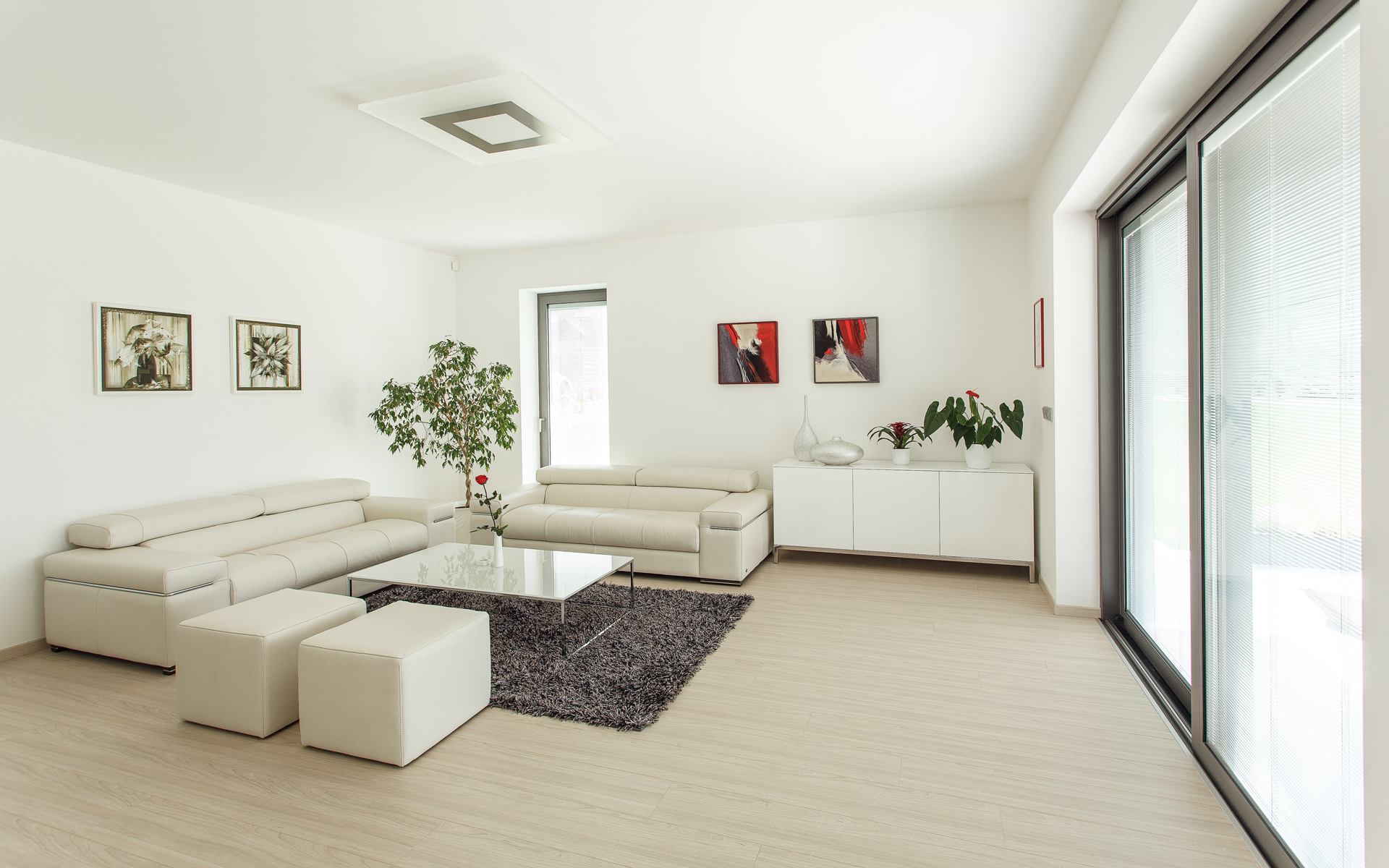 hanak_nabytek_olomouc_interier_bily_lak