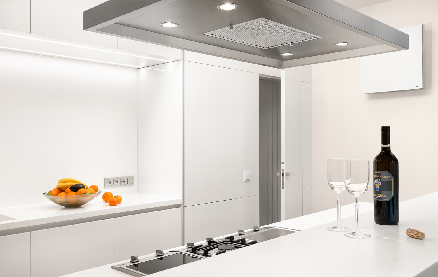 hanak_ateliery_realizace_kuchyne_bila_2