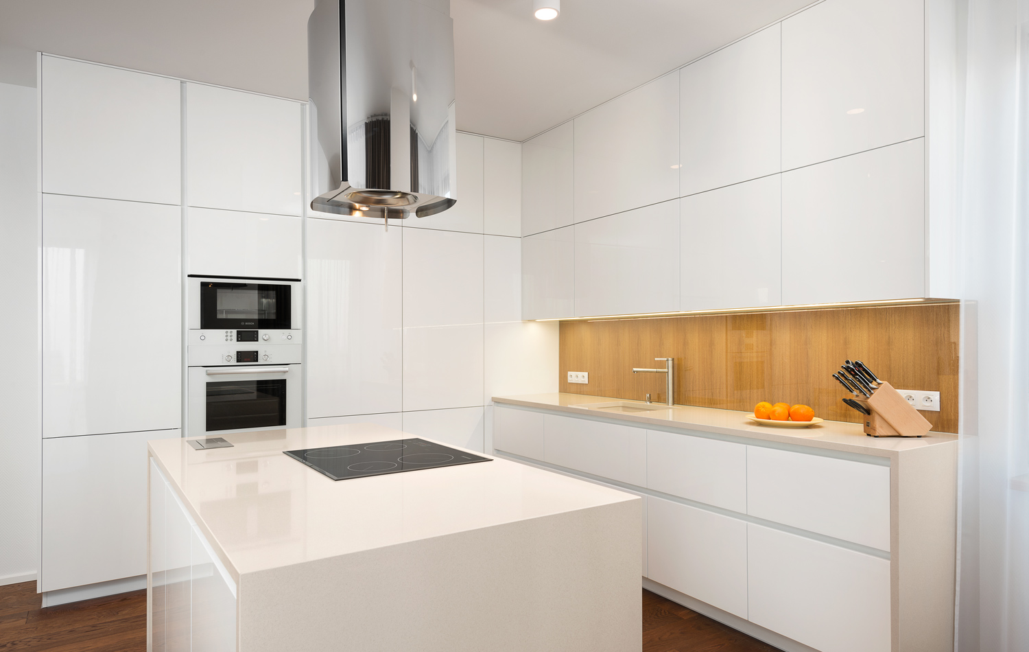 realizace_hanak_ateliery_bily_interier_3