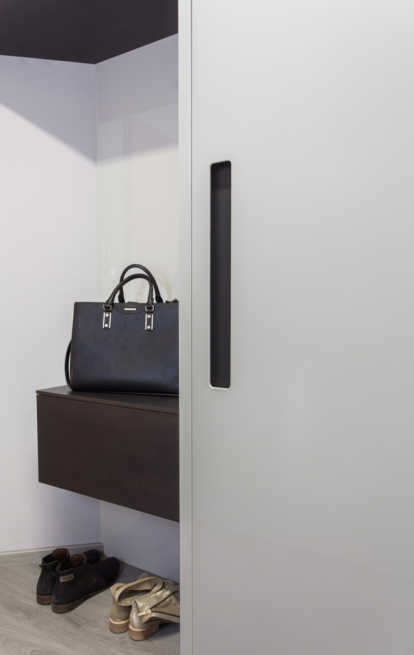 hanak_realizace_zlin_vrsava_skrin_bila_detail