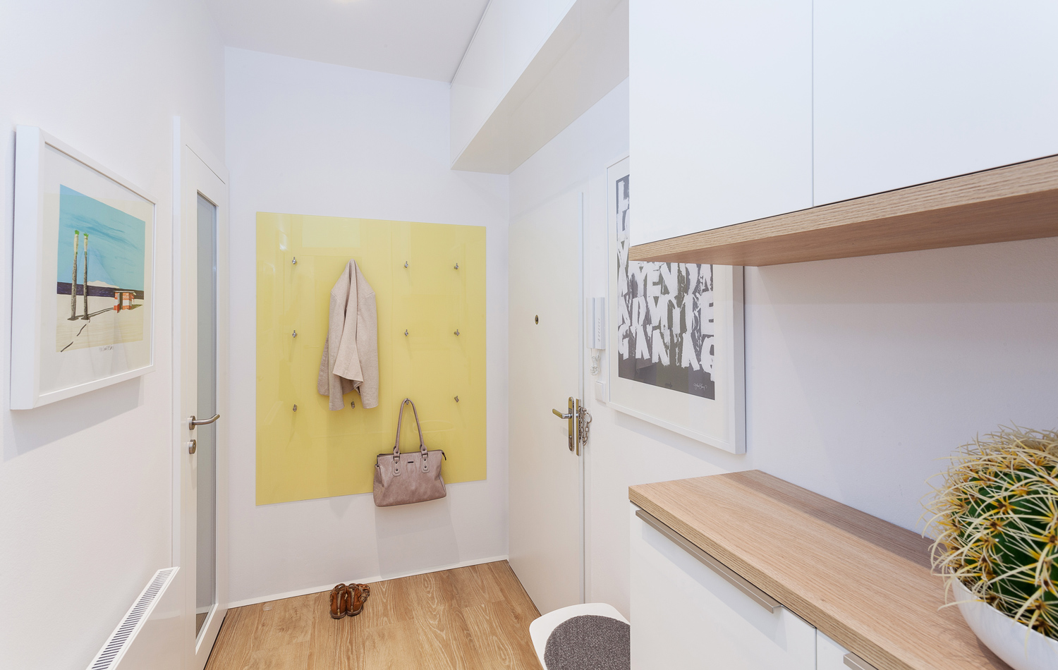 hanak_nabytek_olomouc_realizace_chodba