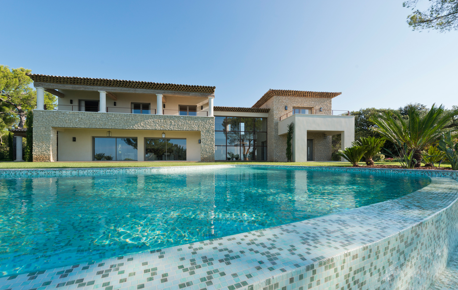 nice_hanak_nabytek_apartmany_exterier