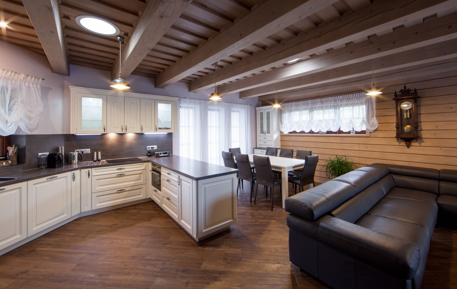 hanak_centrum_kuchyne_milano_rucni_patina