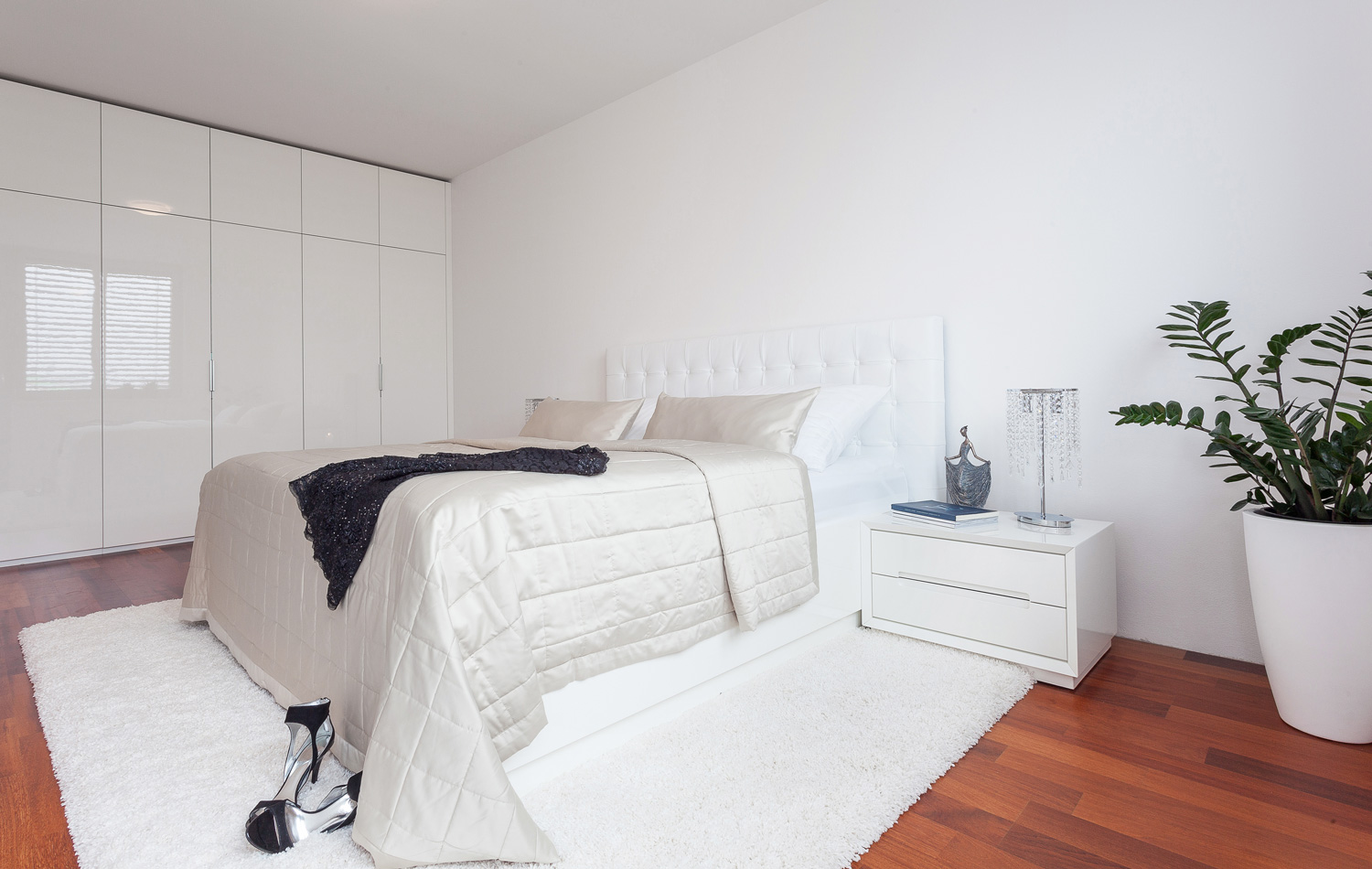 hanak_nabytek_realizace_loznice_skrine_brno
