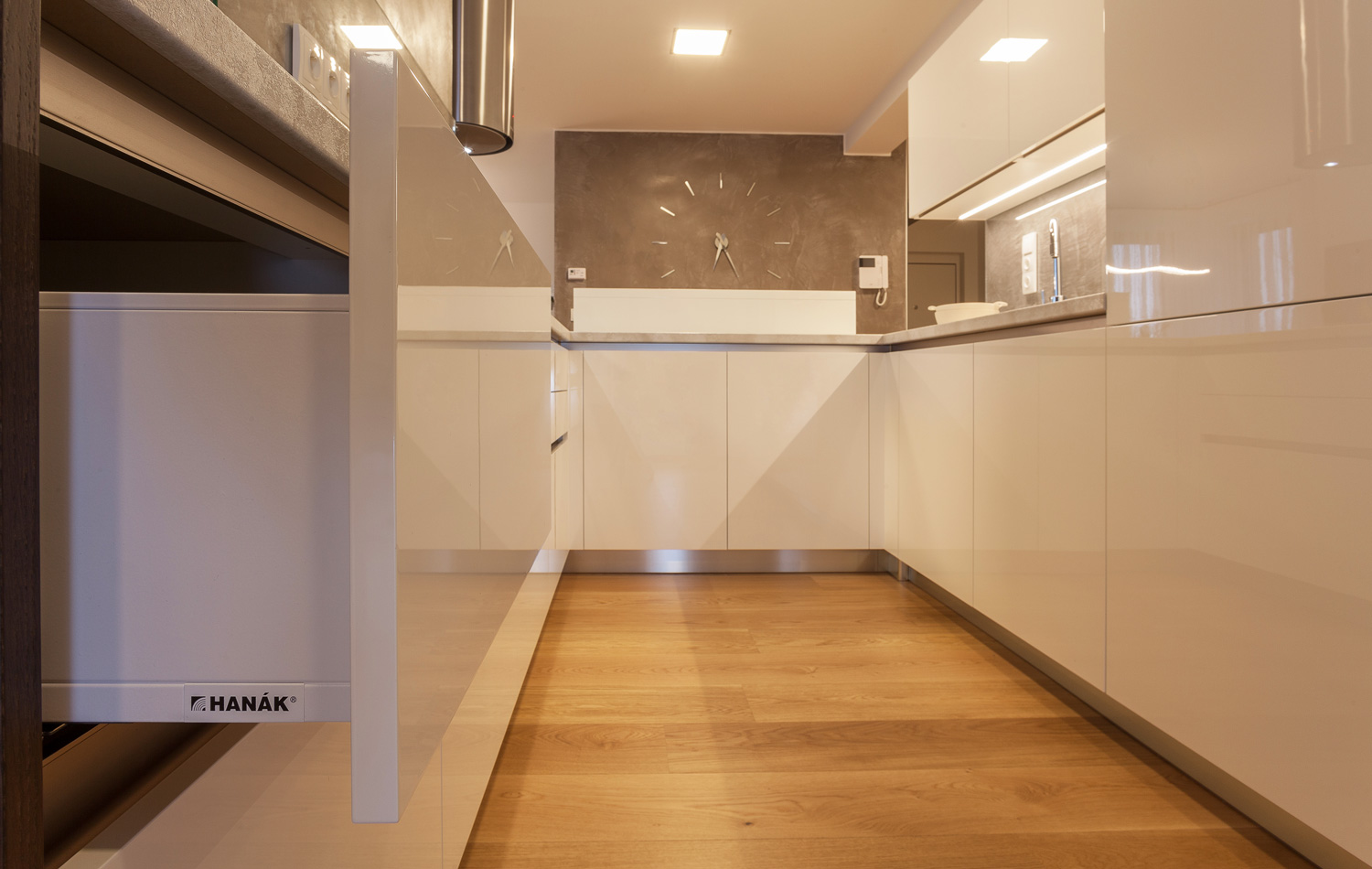 hanak_nabytek_zlin_vysuv_legrabox