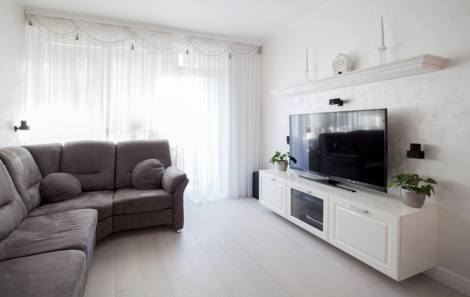 hanak_centrum_verona_tv_stena