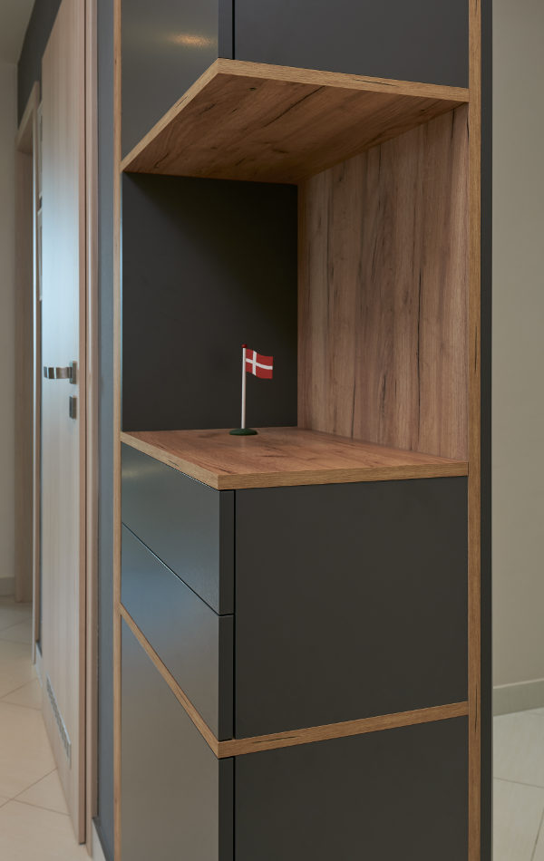 hanak_home_design_comfort_kuchyne_seda