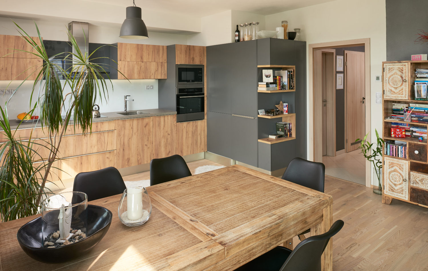 hanak_home_design_kuchyne_dub_zlaty