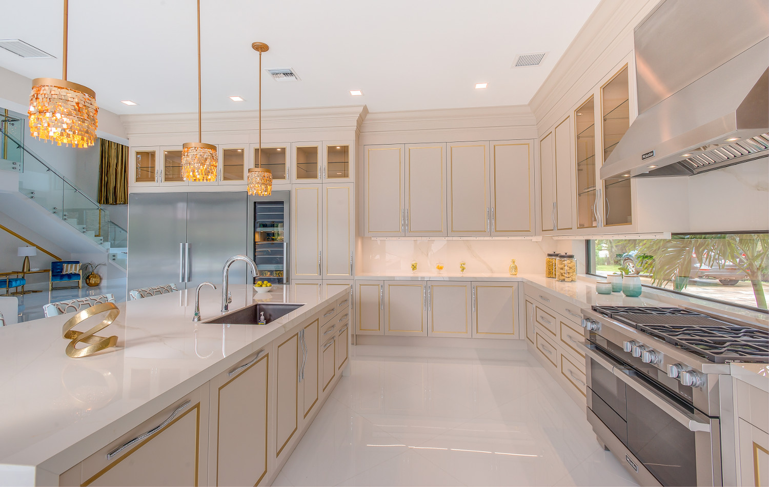 hanak_nabytek_realizace_usa_florida_vanilla_ice (2)