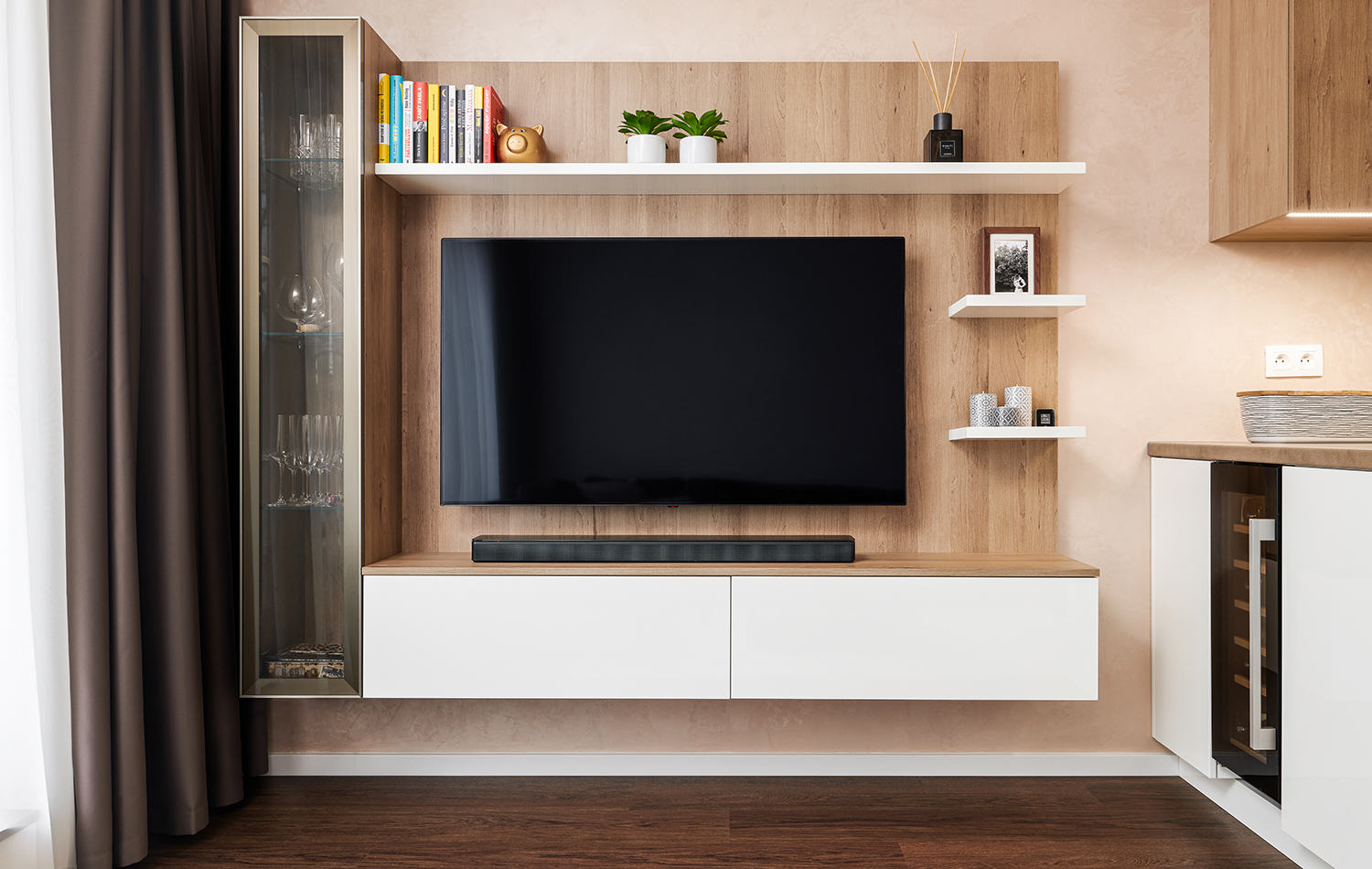 TV_stena_realizace