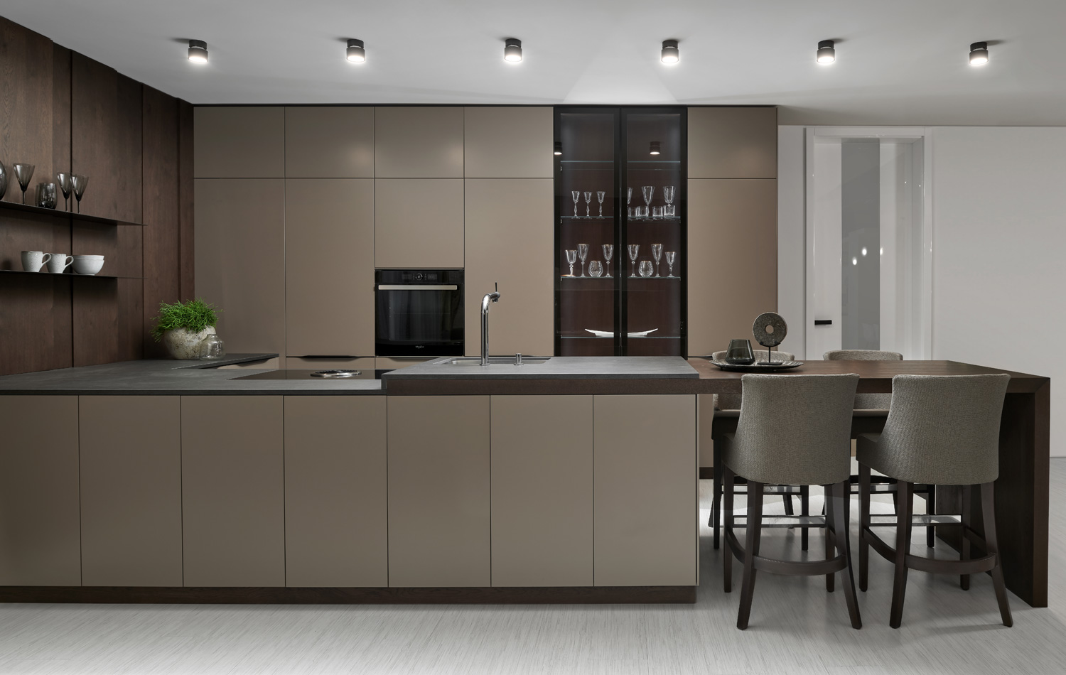 hanak_nabytek_Kuchyne-Comfort_mocca-2